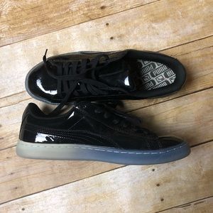 Puma patent black shoes size 10 excellent